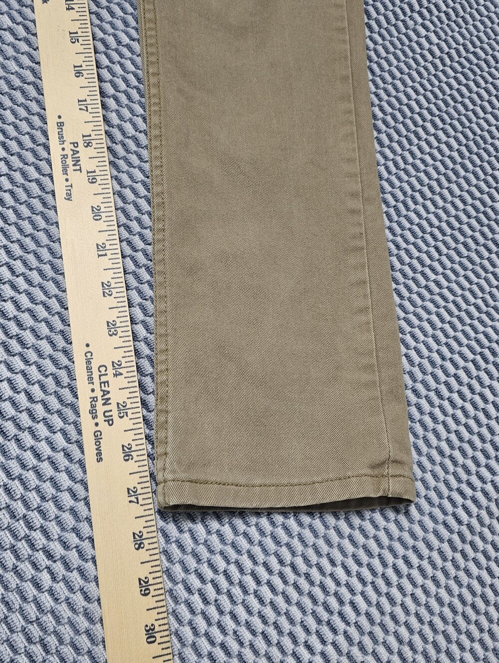 Levi's Signature Khaki Men's Skinny Jeans - Size 28 - Picture 7 of 7